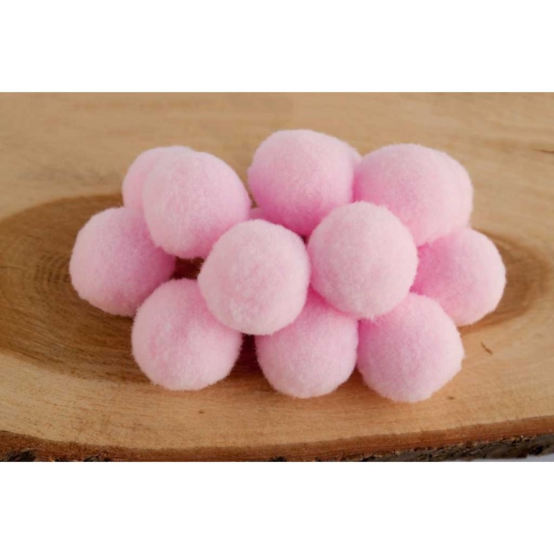 Velour pom poms