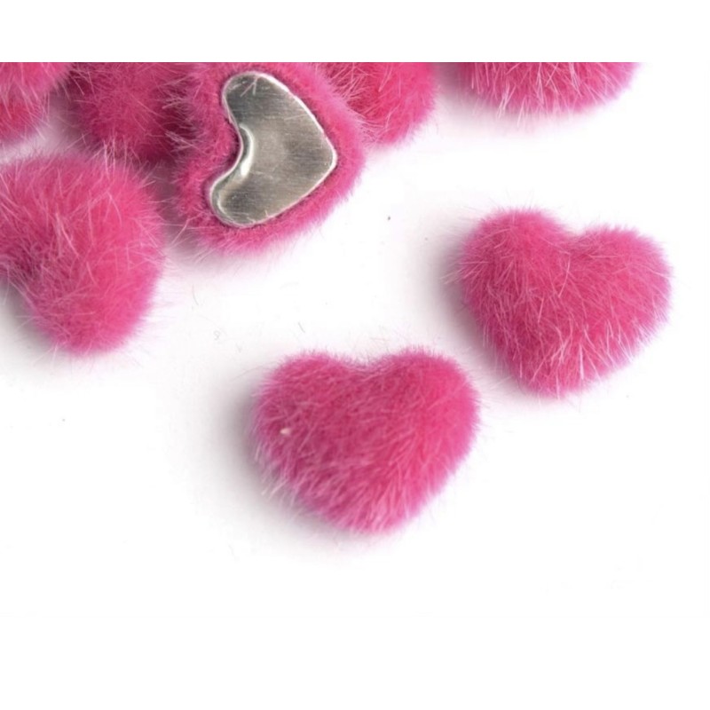 Серце пухнасте 19х17мм