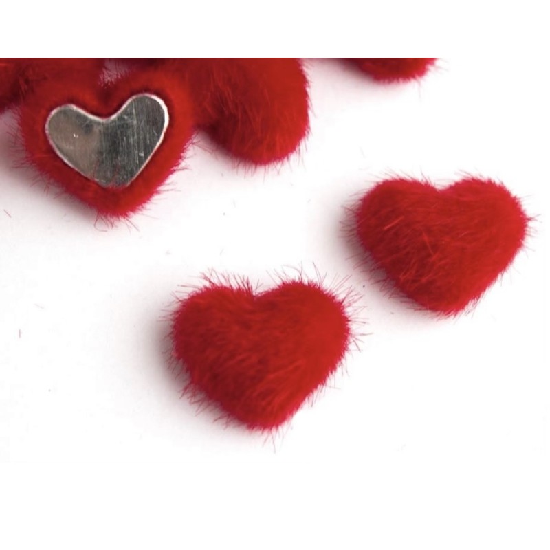 Серце пухнасте 19х17мм